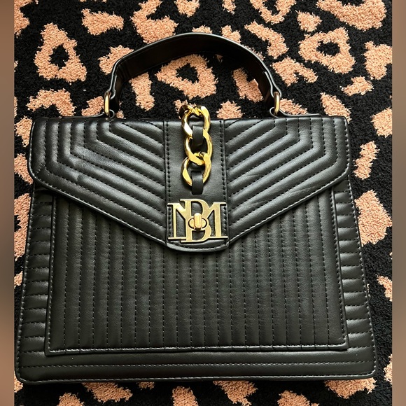 Badgley Mischka Handbags - Badgley Mischka - Quilted vegan leather bag